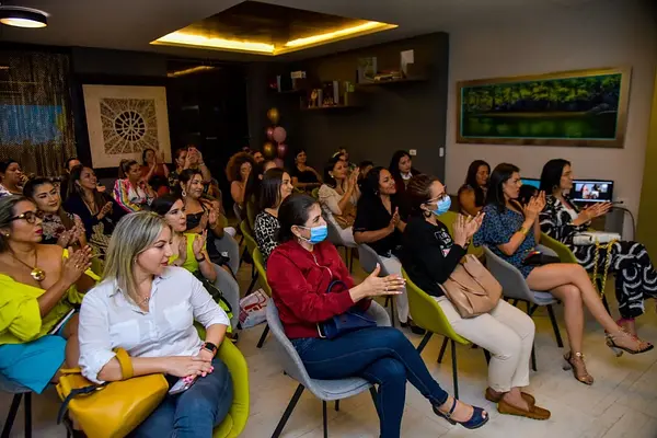 Mujer 10X  2022